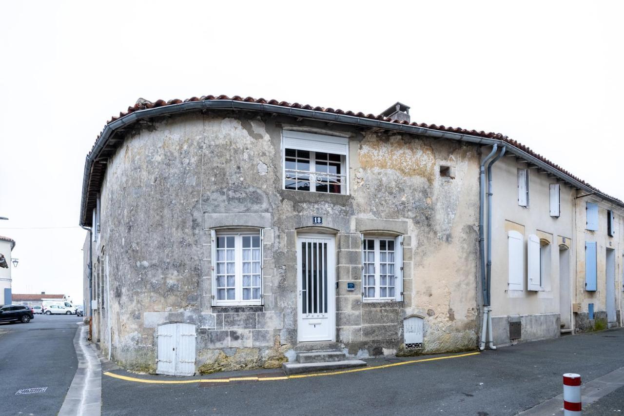 Laconciergeriejonzac, Residence Georgeon Exterior foto